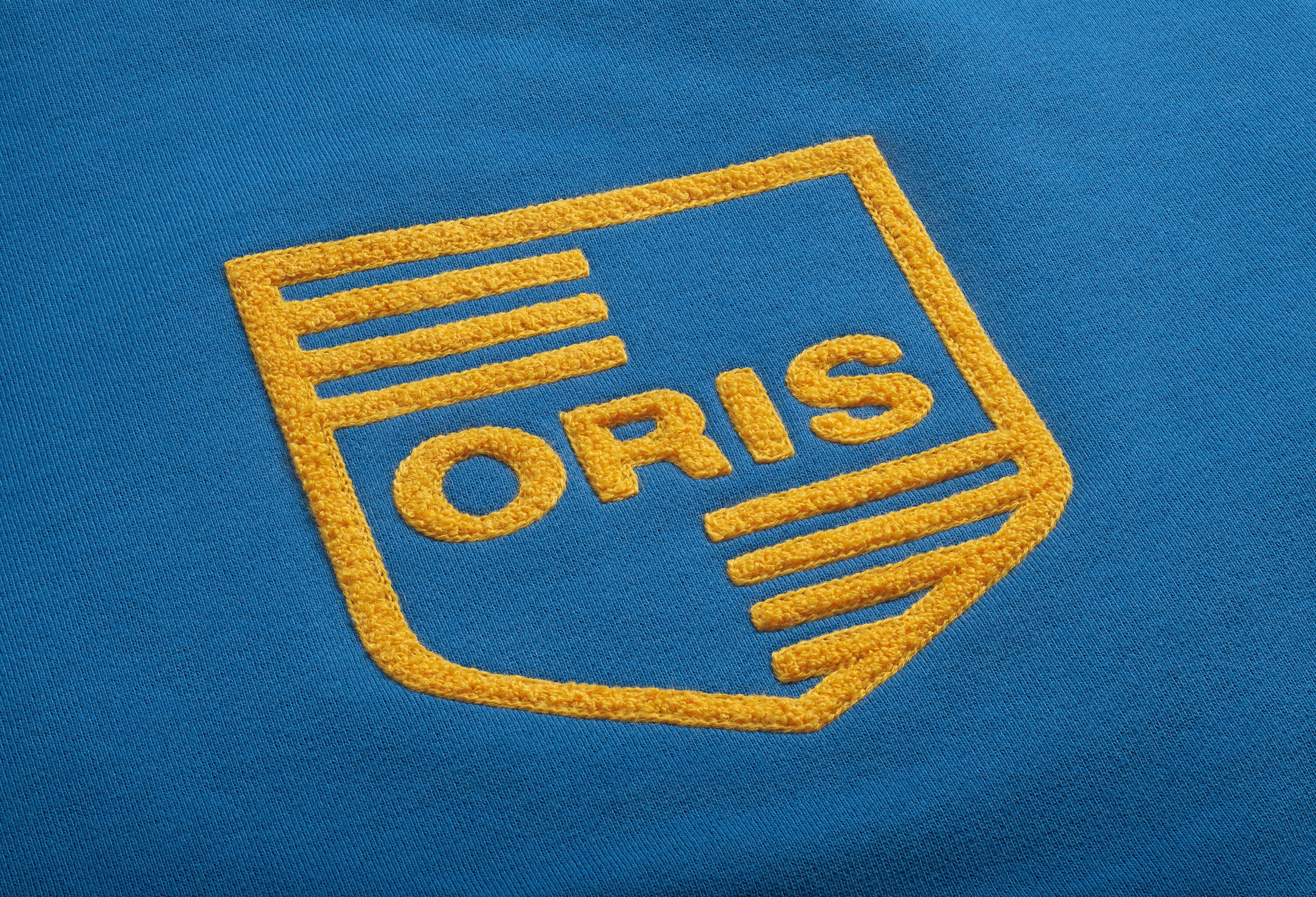 78 9064 2000-2003 Oris Crest Sweatshirt_04_sRGB_HighRes_19155.jpg