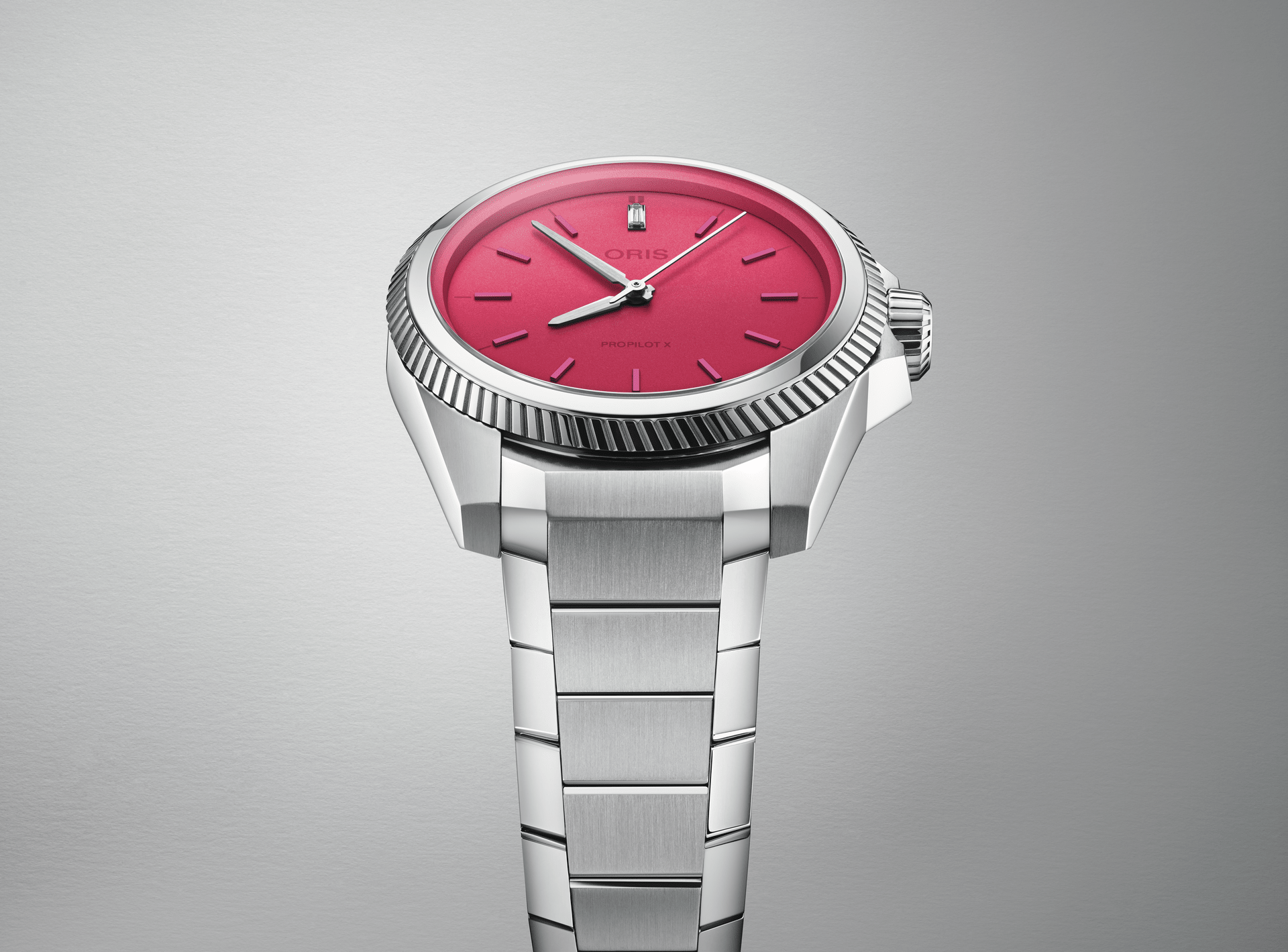 ProPilot X Miss Piggy Sürümü - 01 531 7796 4158-07 8 17 05LC | Oris