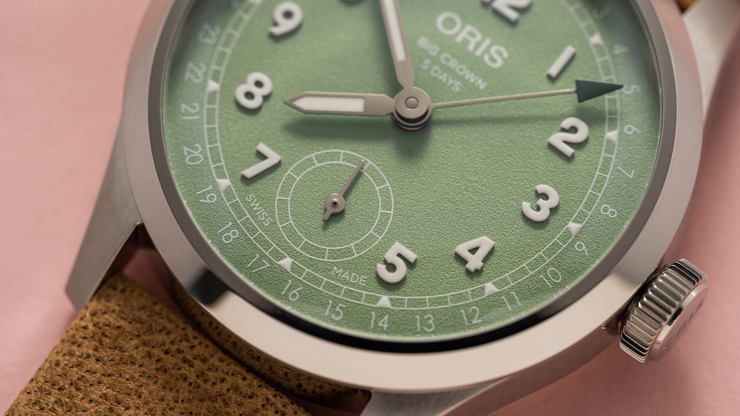 01-403-7799-4067-07-6-20-09fc-