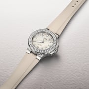 01 733 7792 4956-07 4 19 61FC - Aquis Date Diamonds