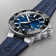 01 798 7754 4135-07 4 24 65EB - Oris Aquis GMT Date