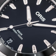 01 733 7792 4194-07 8 19 05P - Aquis Date Diamonds