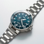 01 743 7733 4155-07 8 24 05PEB - Aquis Date Small Second