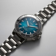 01 733 7732 4155-07 8 21 05PEB - Oris Aquis Date