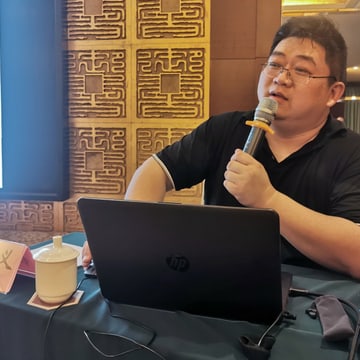 Portrait Dr Zhengyi Qian_CCF_credit CCF.jpeg