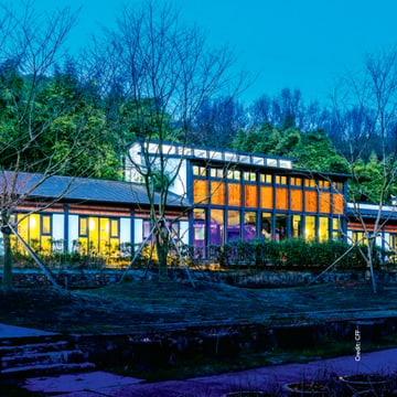 Yangtze_Headquarter_with_credit