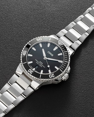 01 733 7787 4154-07 8 22 04PEB - Aquis Date - 41.50 mm
