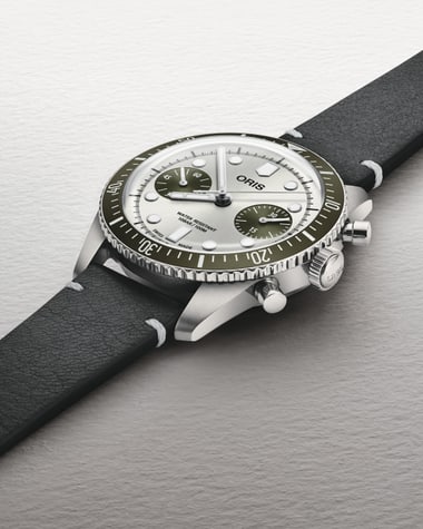 01 771 7791 4051-07 6 20 01- Divers Sixty-Five Chronograph