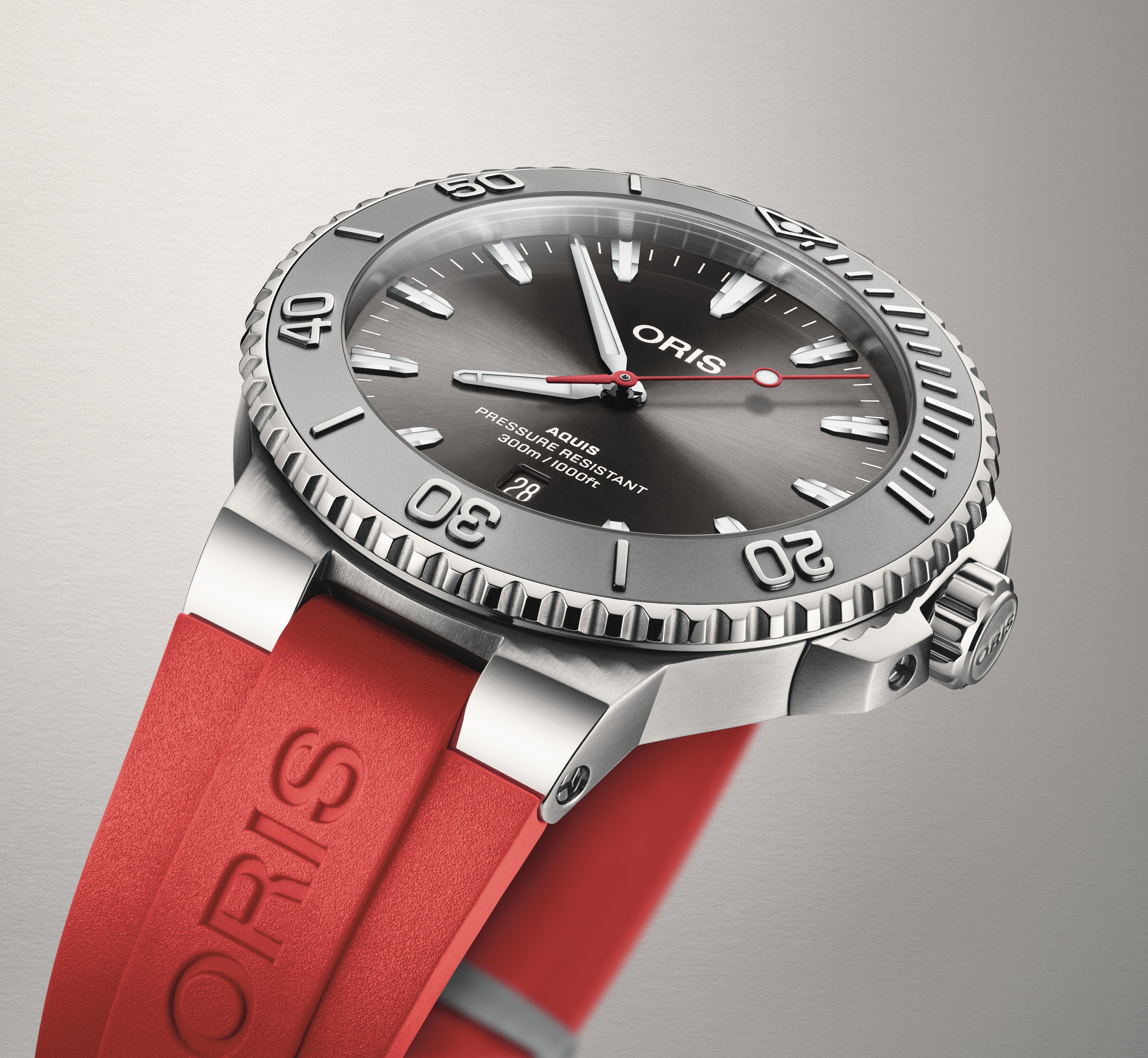 01 733 7789 4153-07 4 23 36FC - Aquis Date Relief