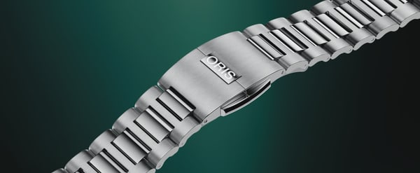 01 782 7811 4055-07 6 20 17FC - Artelier Complication - cus 04