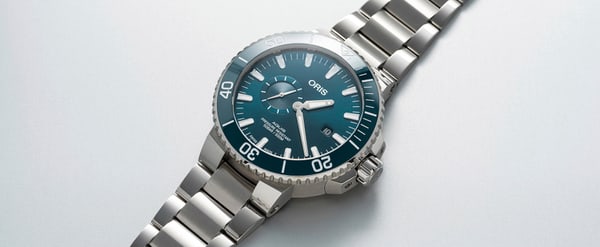 01 743 7733 4155-07 8 24 05PEB - Aquis Date Small Second