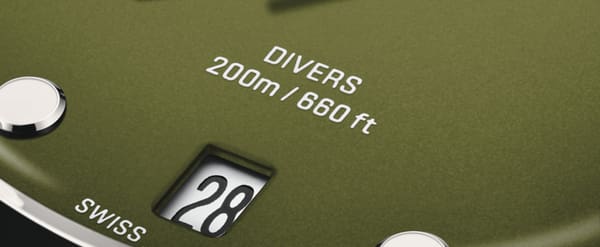 01 733 7795 4057-Set - Divers Date