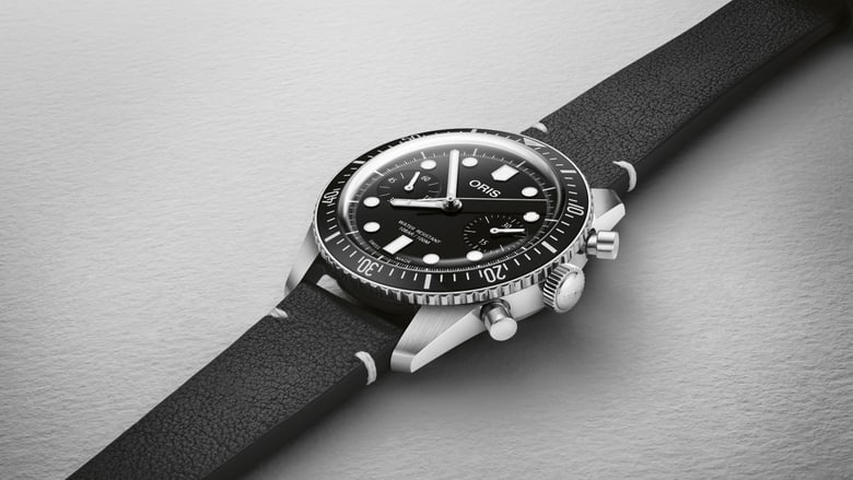 Divers Sixty-Five Chronograph