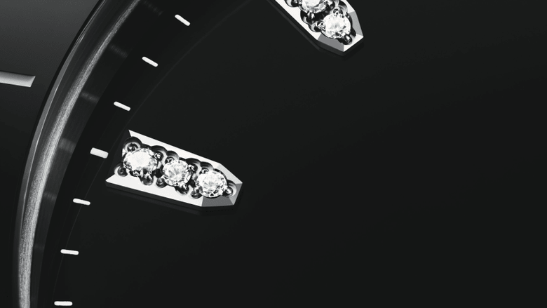 01 733 7792 4194-07 8 19 05P - Aquis Date Diamonds