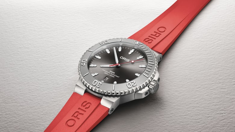01 733 7789 4153-07 4 23 36FC - Aquis Date Relief