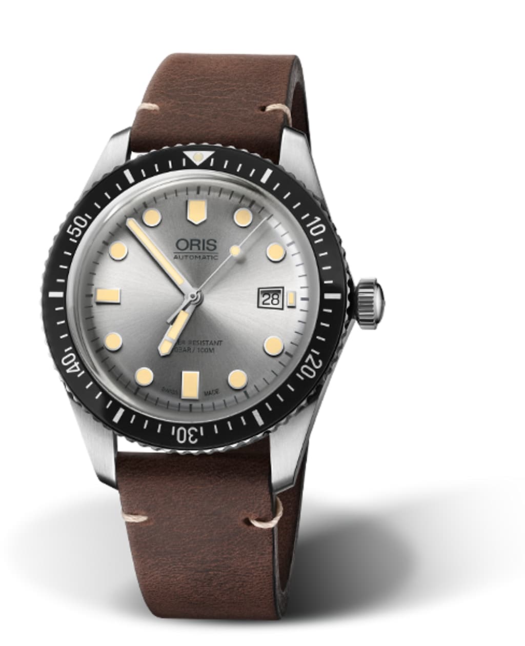 Vertical image of Divers Sixty-Five
