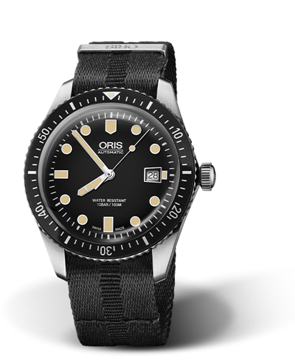 Vertical image of Divers Sixty-Five 