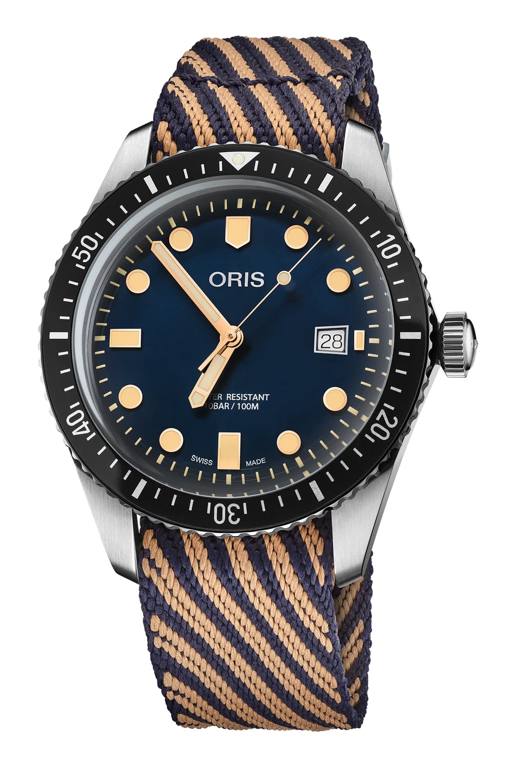 Vertical image of Divers Sixty-Five