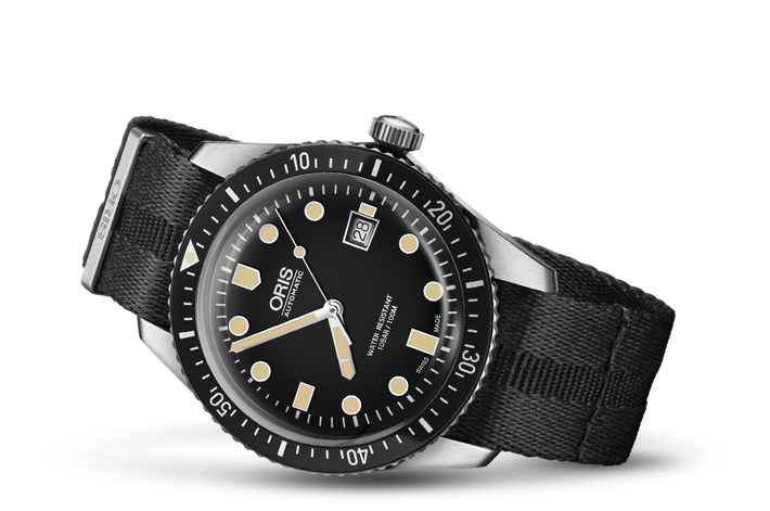 Image of Divers Sixty-Five