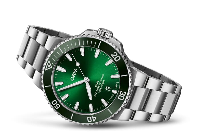 Image of Aquis Date