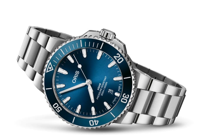 Image of Aquis Date