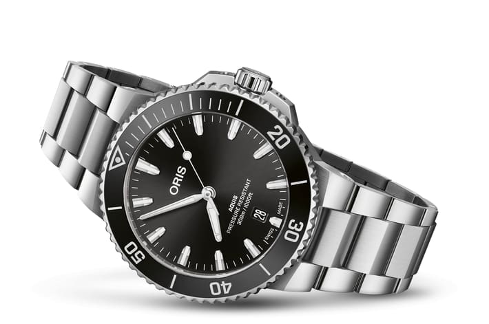 Image of Aquis Date