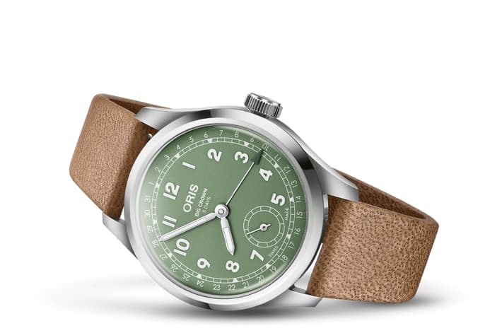 Image of Big Crown Pointer Date Calibre 403