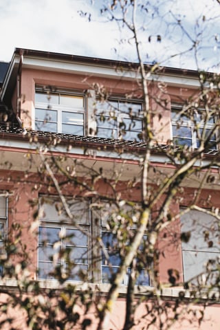 Hölstein Factory